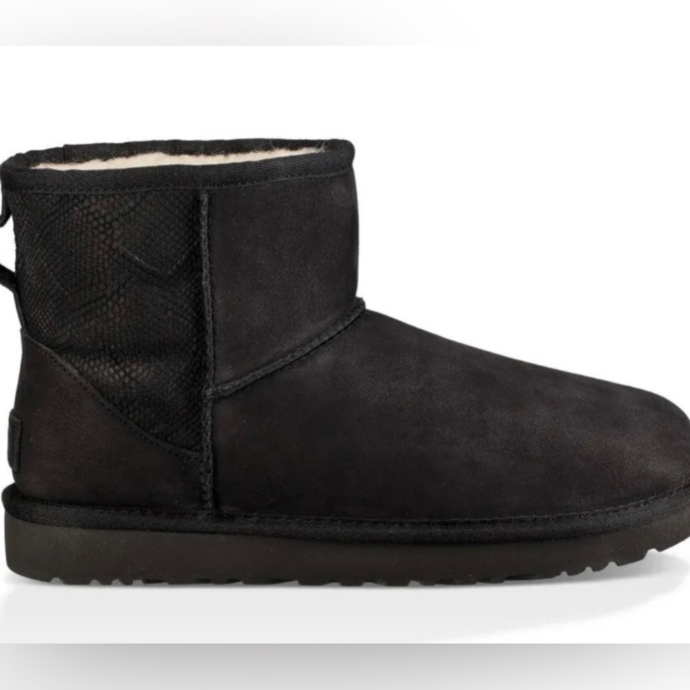 UGG Classic Mini Snake Black 6